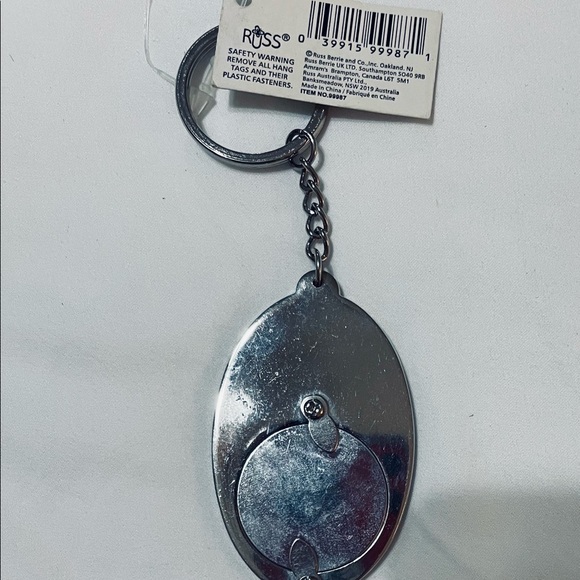 Picture Keychain with name on it MATTHEW - Picture 2 of 2